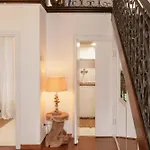 Piazza Navona Historic Luxury Apartment