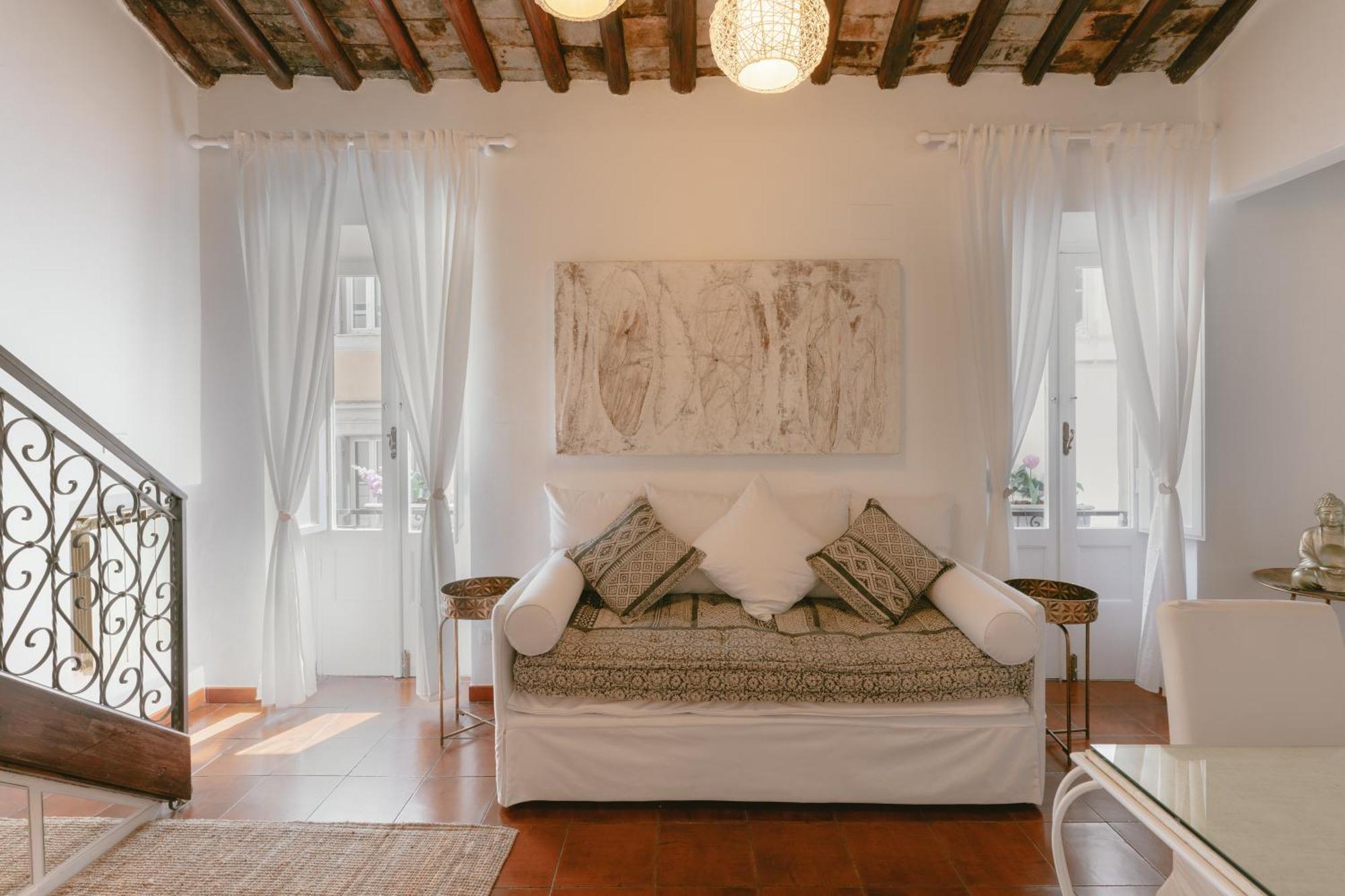 Piazza Navona Historic Luxury *